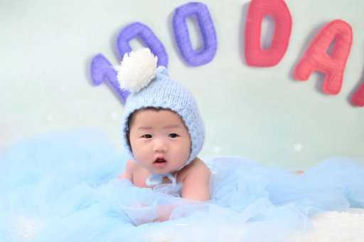 咸阳宝宝头稳最晚是几个月